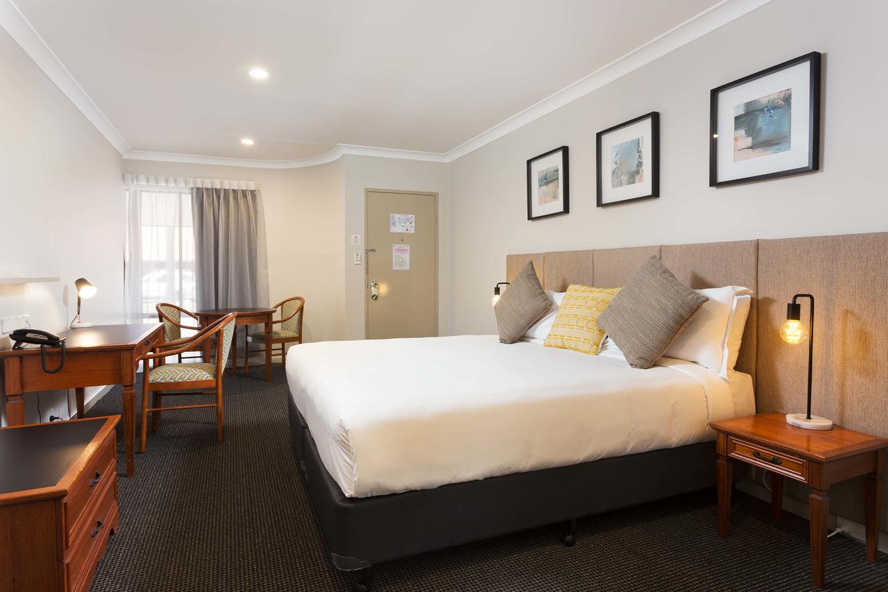 Executive King Room